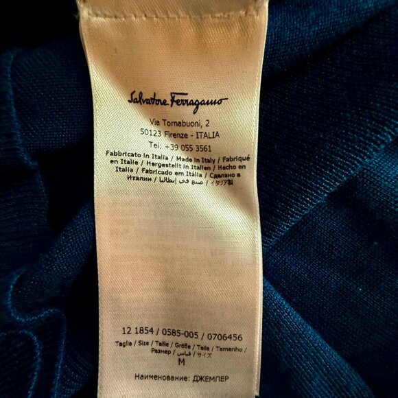 Salvatore Ferragamo Lambs Wool/Silk/Cashmere V-Neck Pullover Sweater, Sz Med. - Picture 6 of 11